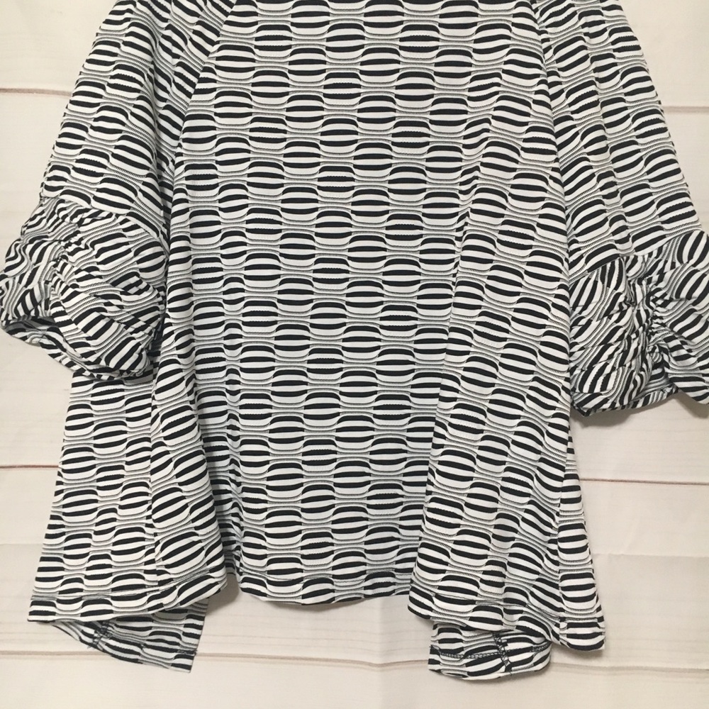 Jacket - Picture 2 of 4